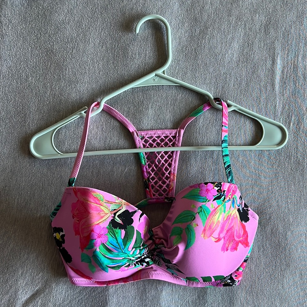 Womens bikini top, Size 34DD